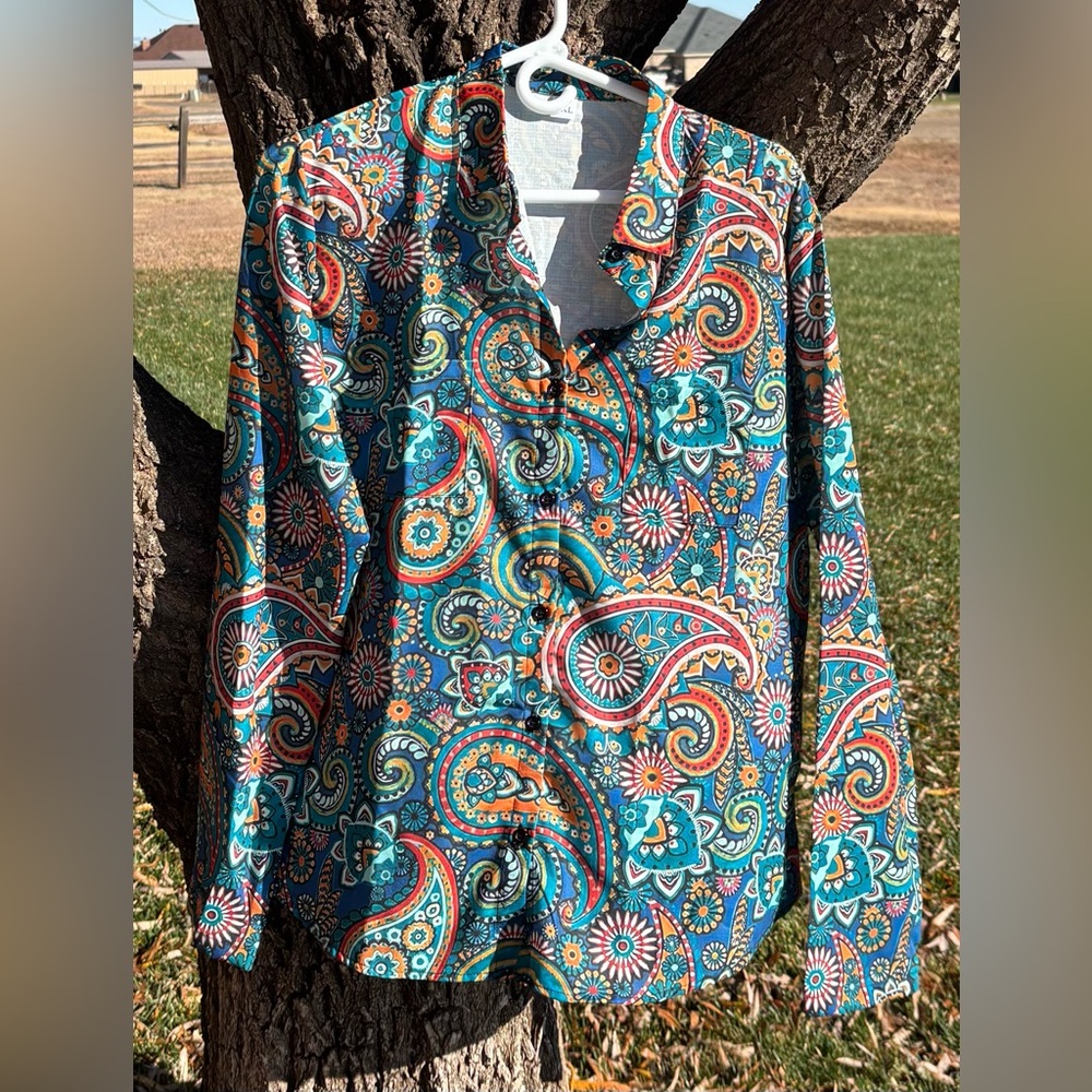 123. Amazon Women’s Paisley Bohemian LS Shirt Button-down Tunic, Size XXL - Picture 2 of 9